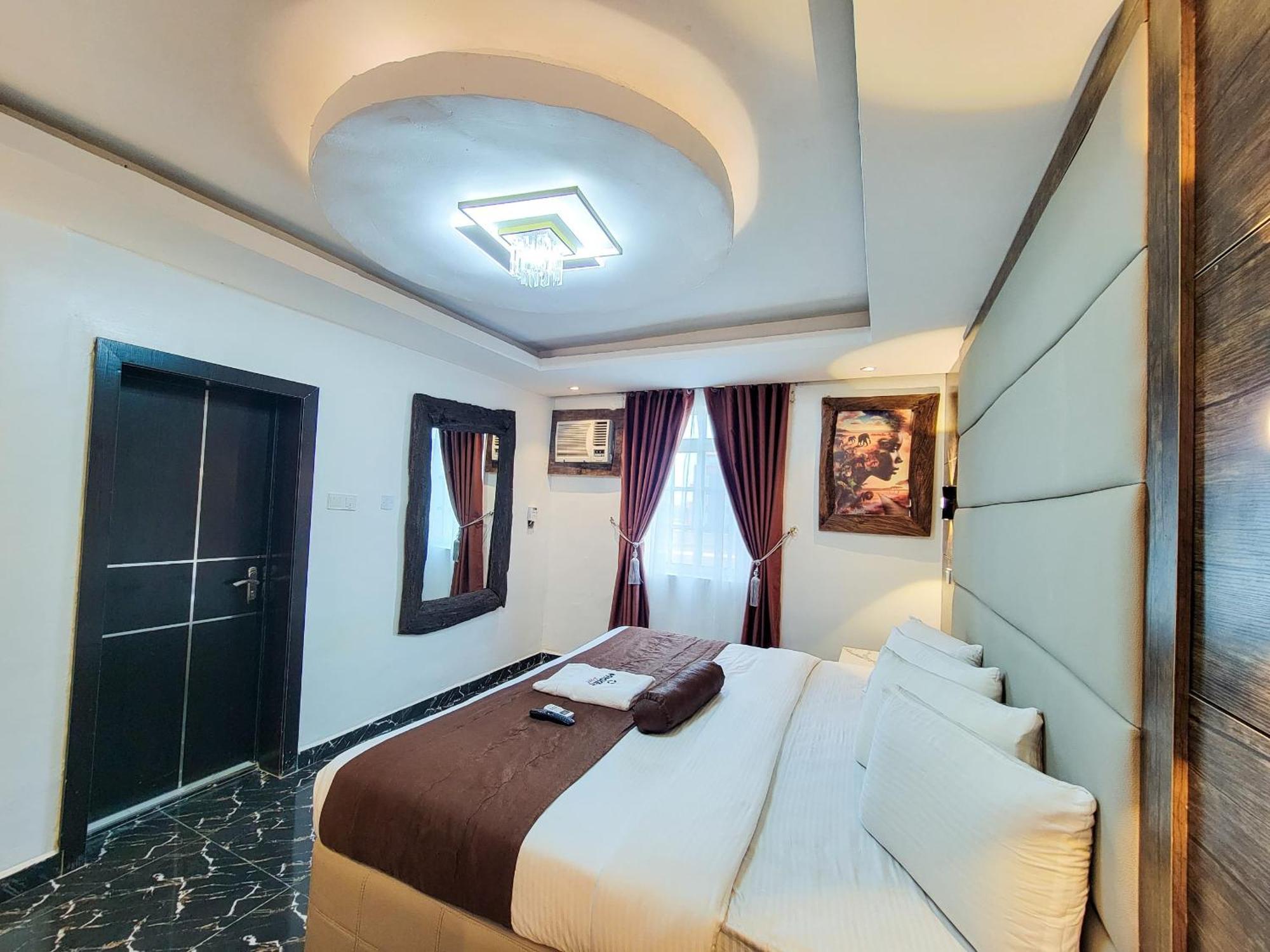 Отель Presken K-One Икея Экстерьер фото